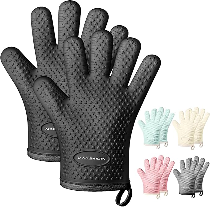 MAD SHARK Silicone Oven Mitts Heat Resistant 450 Degrees,Waterproof & Non-Slip Oven Gloves with Fingers,Cotton Lined Silicone Oven Gloves Kitchen Mitts for Baking Cooking Barbecue,Women,Oven(Black)